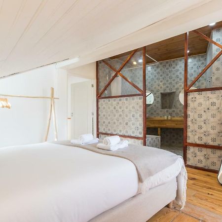 Alfama Tale Four-Bedroom Apartment W/ River View - By Lu Holidays Lisboa Ngoại thất bức ảnh