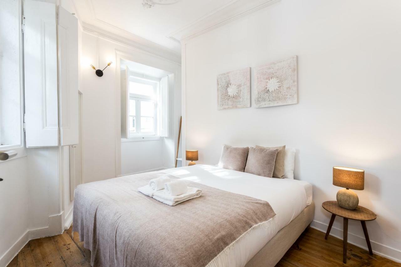 Alfama Tale Four-Bedroom Apartment W/ River View - By Lu Holidays Lisboa Ngoại thất bức ảnh