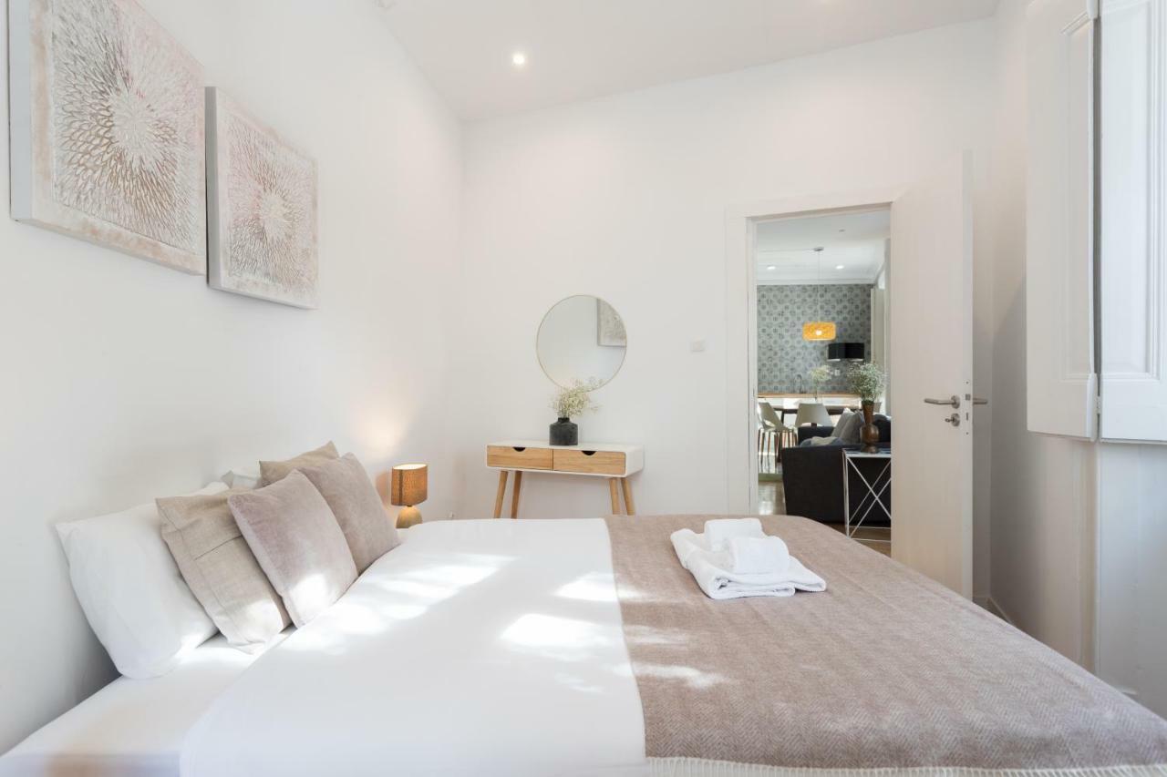 Alfama Tale Four-Bedroom Apartment W/ River View - By Lu Holidays Lisboa Ngoại thất bức ảnh